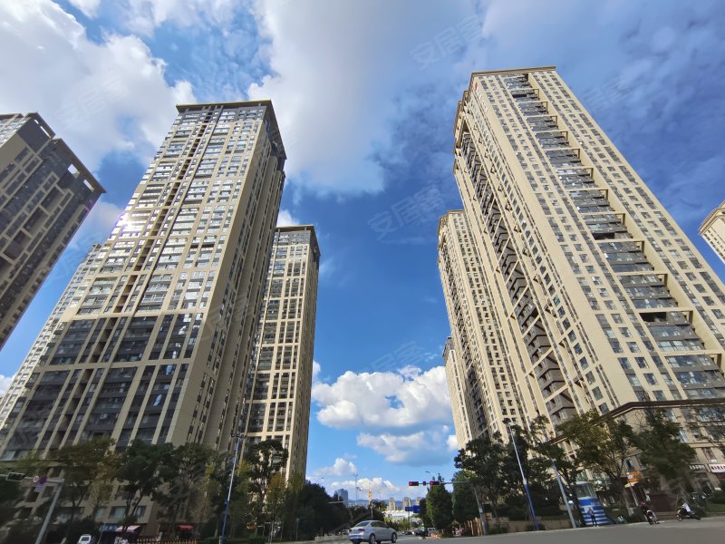 俊发城逸璟峰,司家营街,近通源路-昆明俊发城逸璟峰二手房,租房,房价