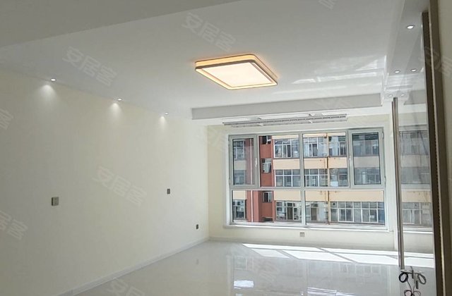 丝路明珠宇峰家园3室2厅103㎡70.6万二手房图片