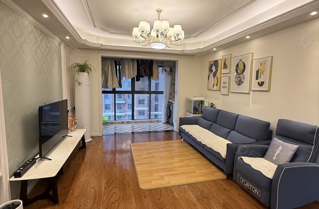 金大地英伦联邦3室2厅100㎡58万二手房图片