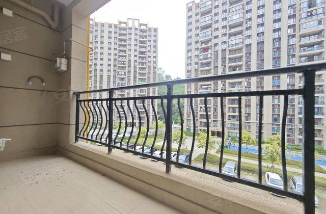 岑溪碧桂园4室2厅127㎡56.8万二手房图片