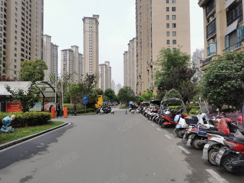 华邦新华城禄华园