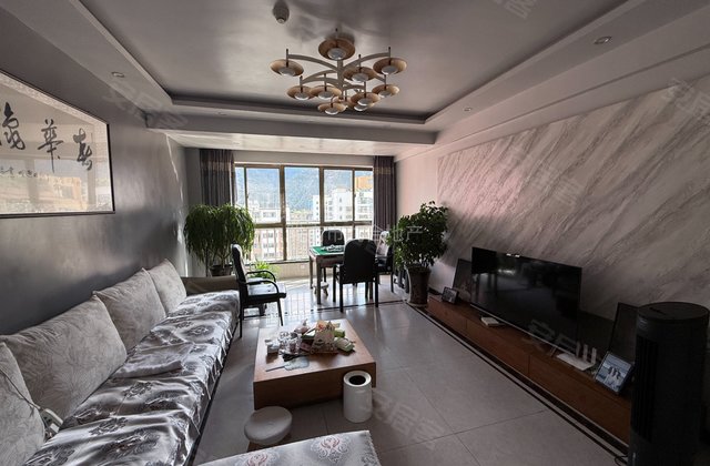 兆庆家园3室2厅139.7㎡165万二手房图片