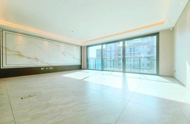 海信君玺4室2厅143㎡560万二手房图片