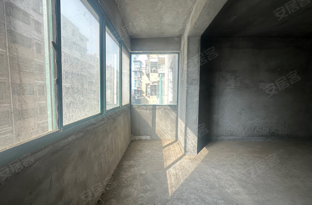 东方明珠花苑3室2厅115㎡24万二手房图片
