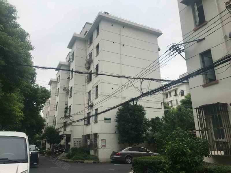 真新新村嘉秀坊 