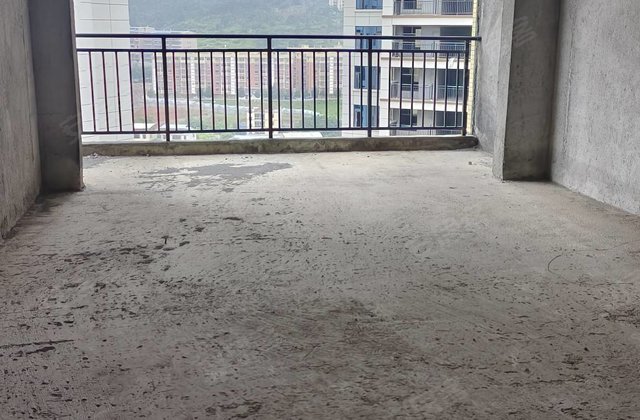 盛世鑫源4室2厅127㎡53.8万二手房图片