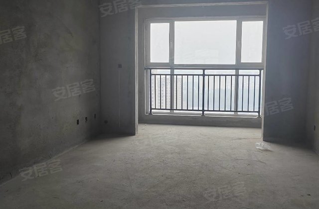华鼎天下城3室2厅128㎡67万二手房图片
