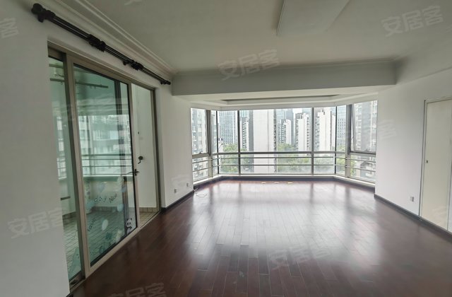 香梅花园(一期)3室2厅189.92㎡1390万二手房图片