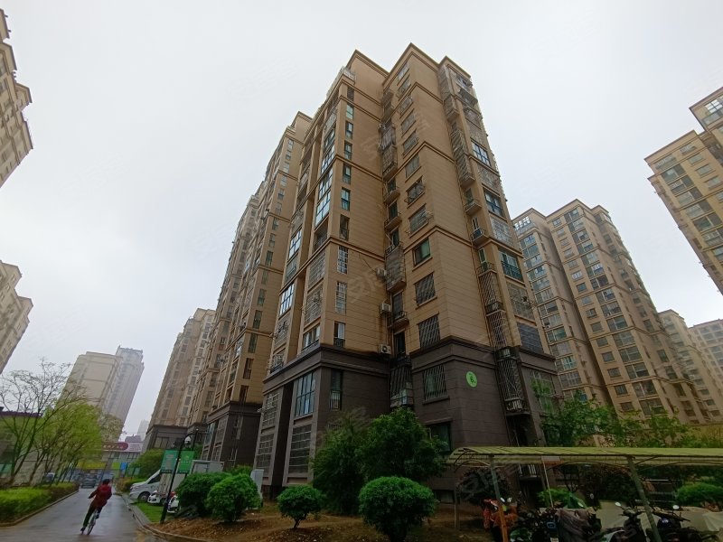 汇金国际湖畔花园