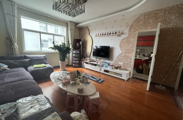 龙凤佳城3室2厅123㎡51.6万二手房图片