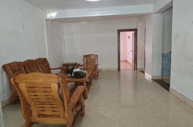 新天第3室2厅85.7㎡33.8万二手房图片