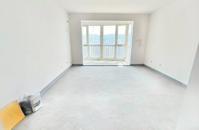 鸿运润园2室2厅122㎡195万二手房图片