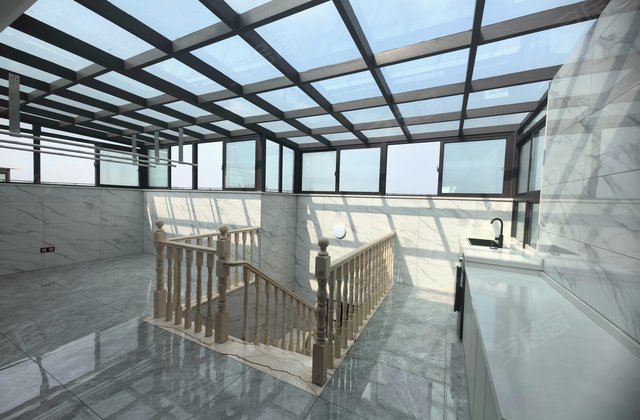 安顺嘉苑5室2厅220㎡208万二手房图片