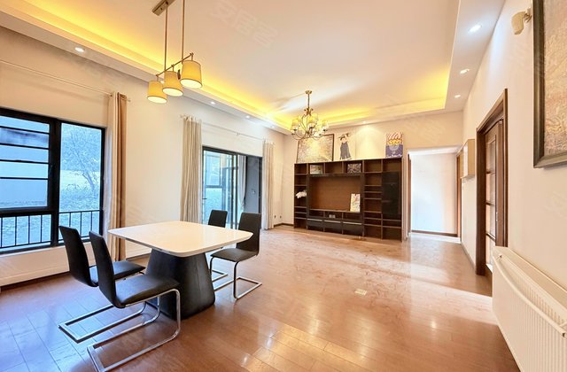 万科金域华府(三期)4室2厅128㎡105万二手房图片