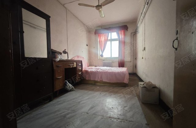 洛轴十四号院2室1厅55㎡38万二手房图片