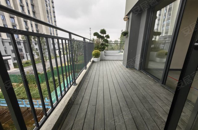 信合学府春天3室2厅112㎡49.6万二手房图片