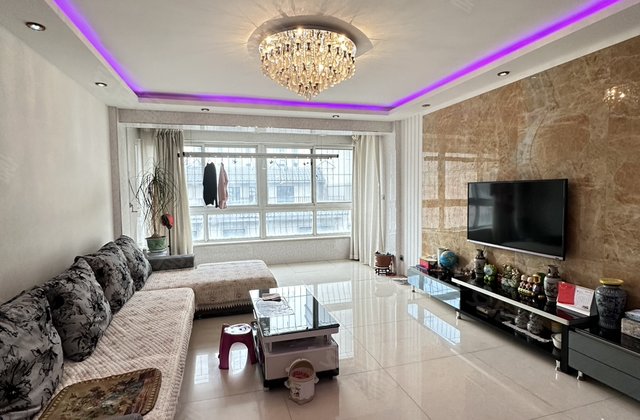 湖畔花园2室2厅103㎡29.8万二手房图片