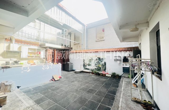 临宾小区4室2厅166.69㎡125万二手房图片