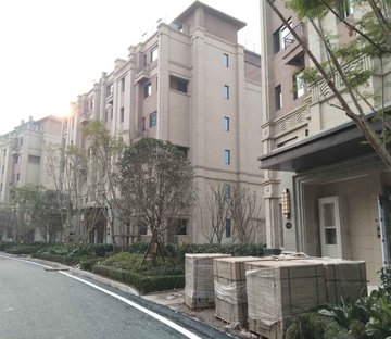 恒大优活城花墅里