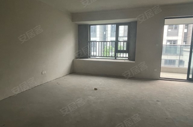 世纪江湾(别墅)4室2厅155㎡358万二手房图片
