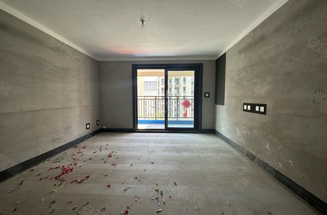 淮阳建业城(三期)4室2厅155㎡101万二手房图片