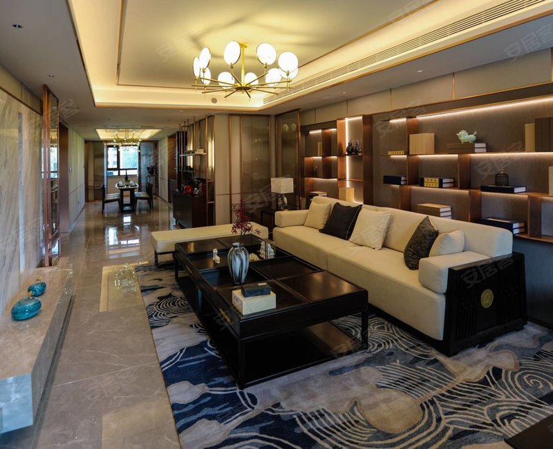 丹凤公园旁一梯一户大平层