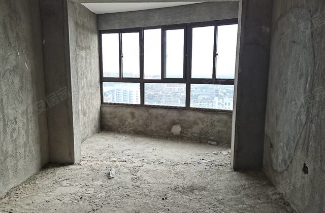 环球广场2室2厅95㎡62万二手房图片