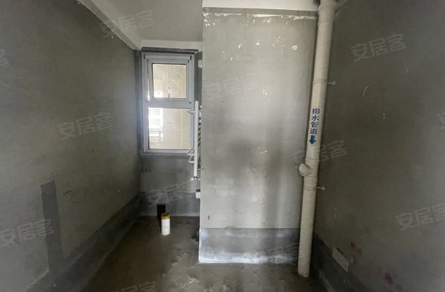 高新区龙城华府3室2厅117㎡82万二手房图片