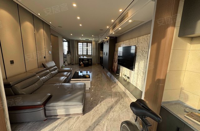 康恒滨湖蓝湾4室2厅134㎡90万二手房图片