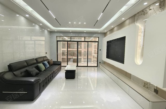 北流市区公园1号全新装修未入住精装4房密码随时看房！