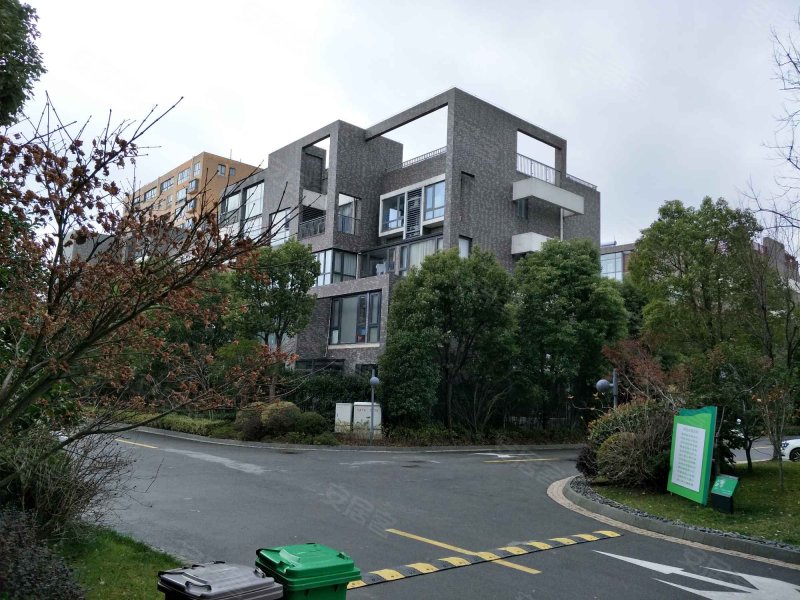 浦江华侨城(八期公寓)