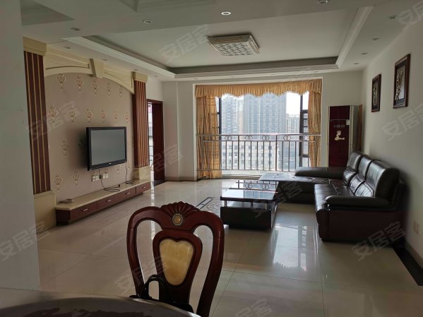 房东自荐天佑国际公寓铁一小铁一中精装修电梯房领包入住,天佑国际