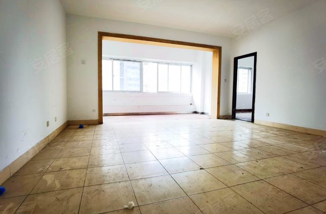 侨旺大厦3室2厅137.51㎡345万二手房图片