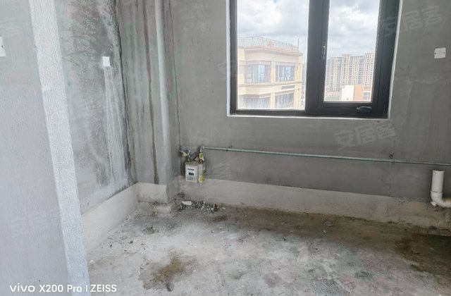 融创晋江印4室2厅133.2㎡139.6万二手房图片