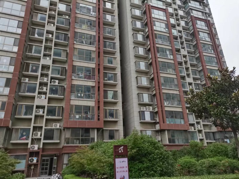 状元府(滕州)3室2厅2卫143.13㎡南160万