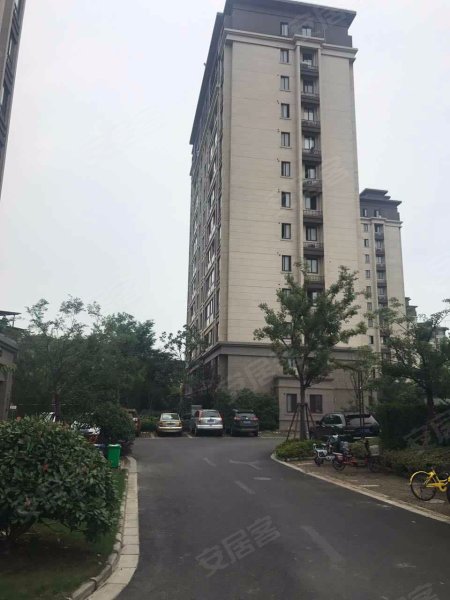 河畔艺墅(公寓住宅)