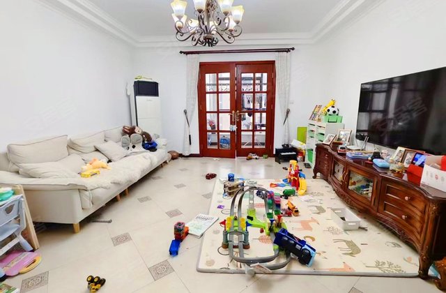 国色天香(一期)3室2厅147㎡188万二手房图片