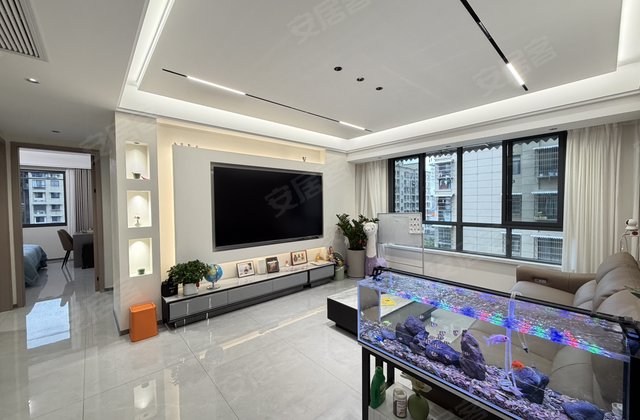 顺生彩虹城4室2厅110㎡89万二手房图片