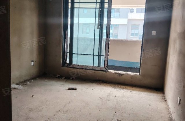 众悦鑫城4室2厅165㎡81万二手房图片