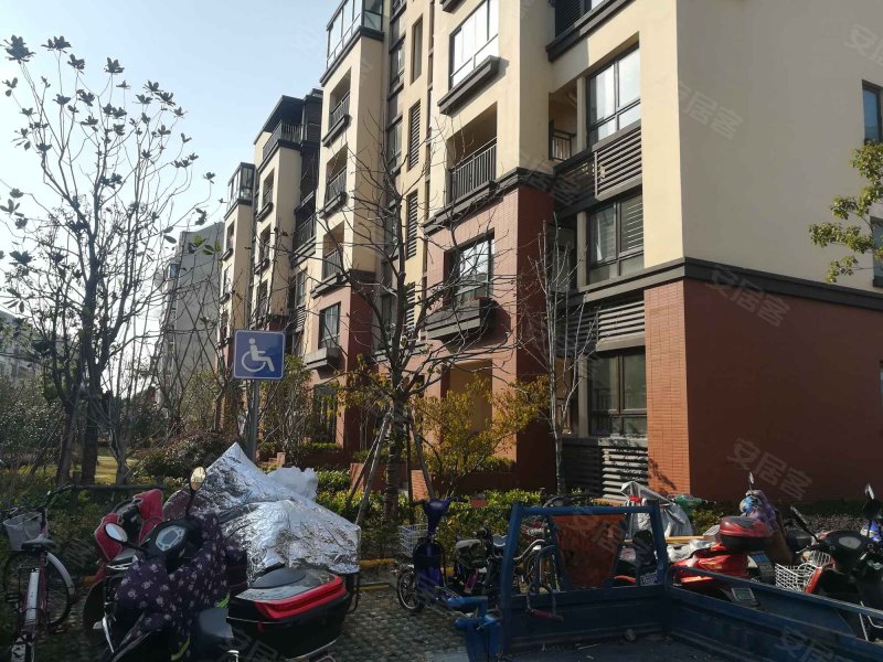 信达蓝庭(公寓住宅) 