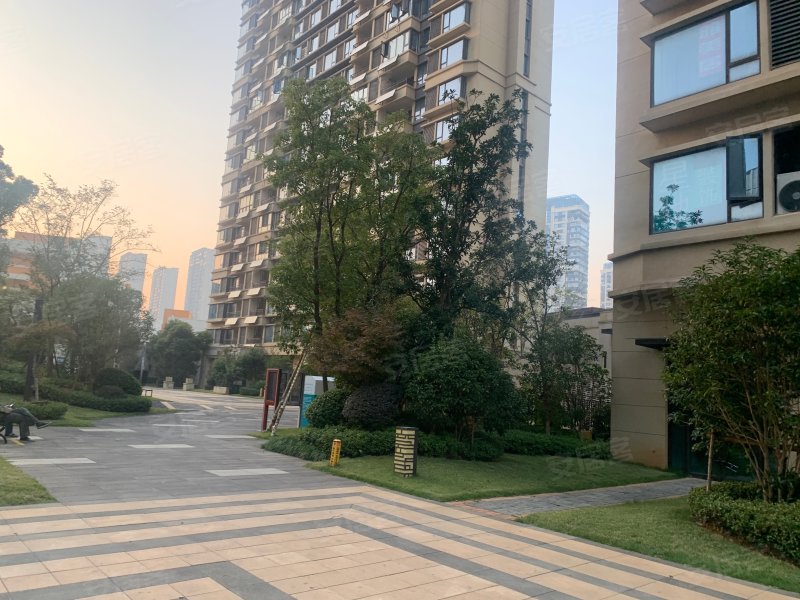 绿地国际博览城博翠