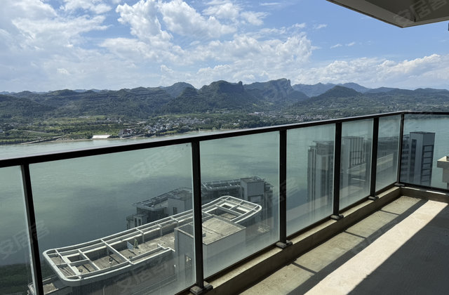 山水如画3室2厅117㎡77.8万二手房图片