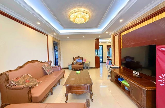 恒大御景半岛3室2厅139.95㎡185万二手房图片