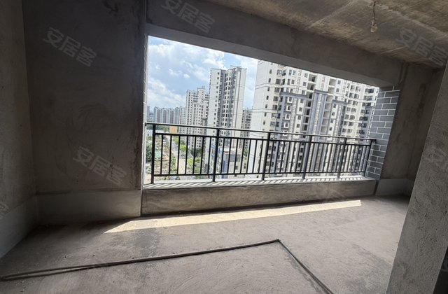 鼎城国际3室2厅130㎡76万二手房图片