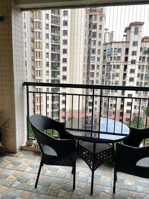 中惠香樟绿洲二期房东直卖全明南北通透一本证双阳台一梯两户