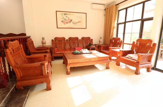 大运河孔雀城(别墅)4室2厅271.06㎡188万二手房图片