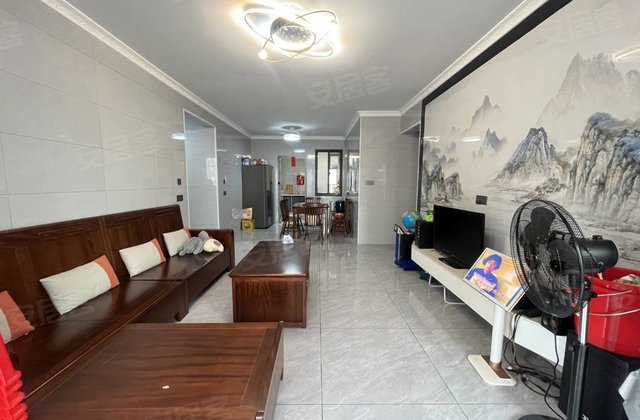 彰泰城5室2厅141㎡56.8万二手房图片