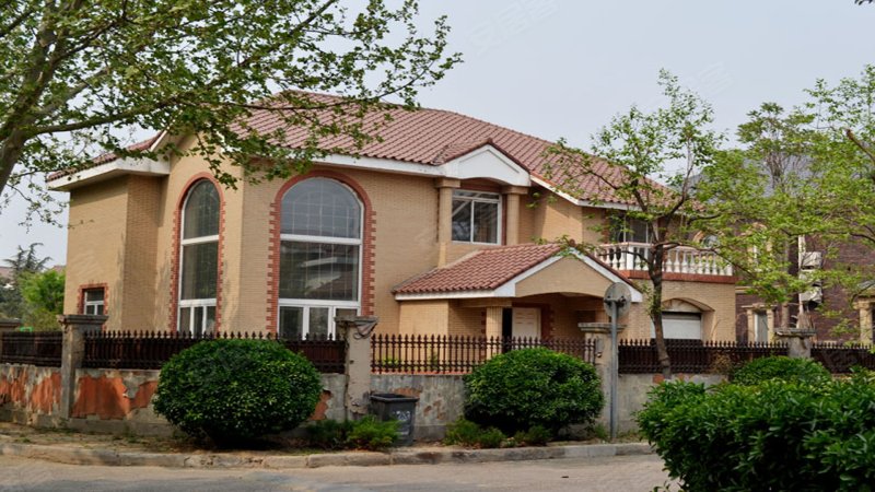 龙城花园(中五区)