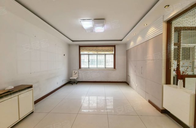 清泉花园3室2厅126㎡82.6万二手房图片