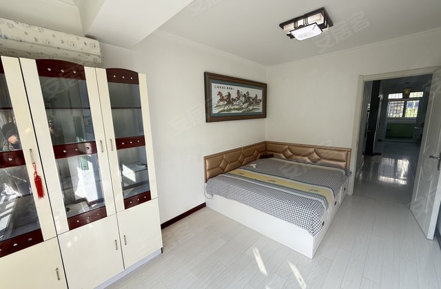 南麓世家2室2厅78.46㎡26.5万二手房图片